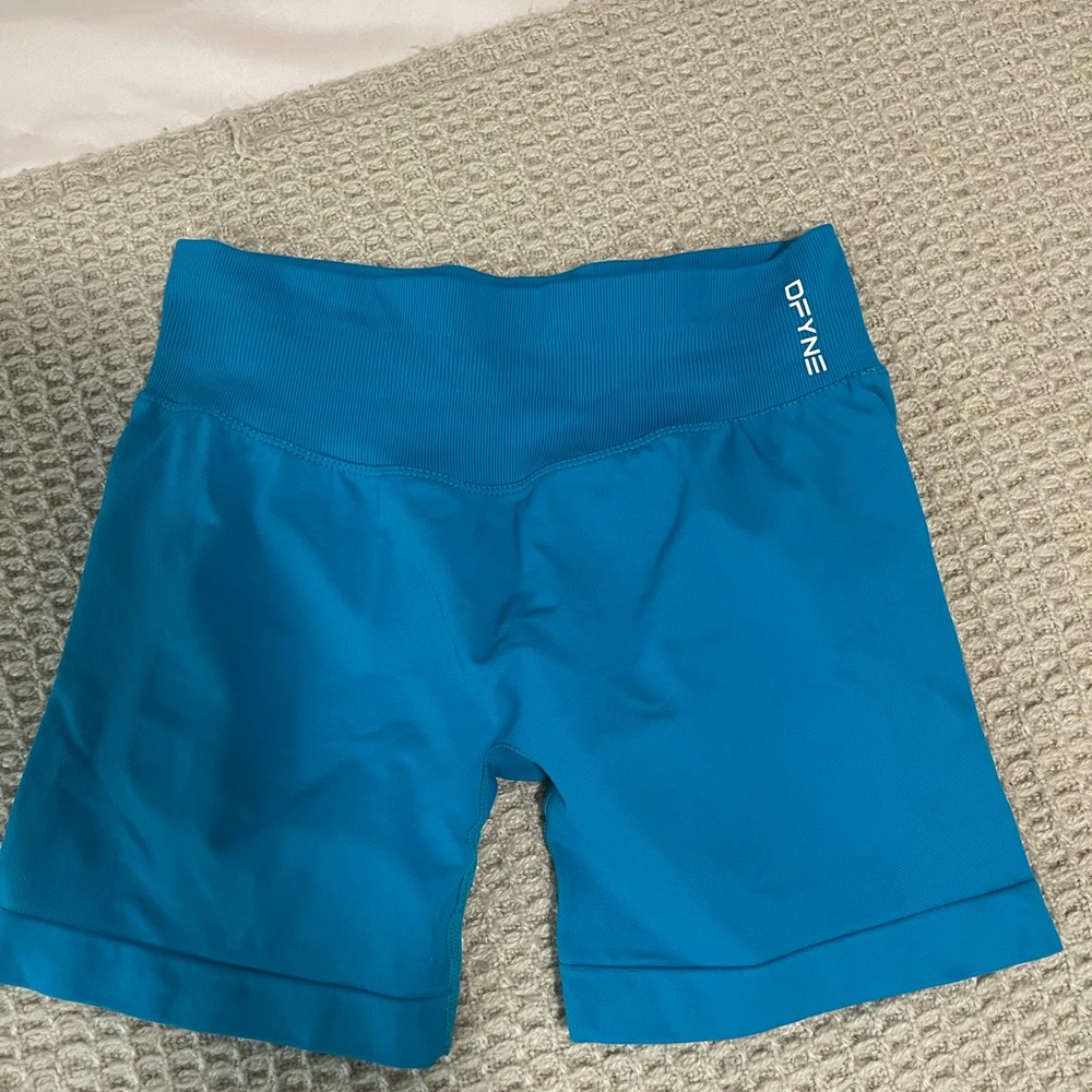 Dfyne Shorts 4.5